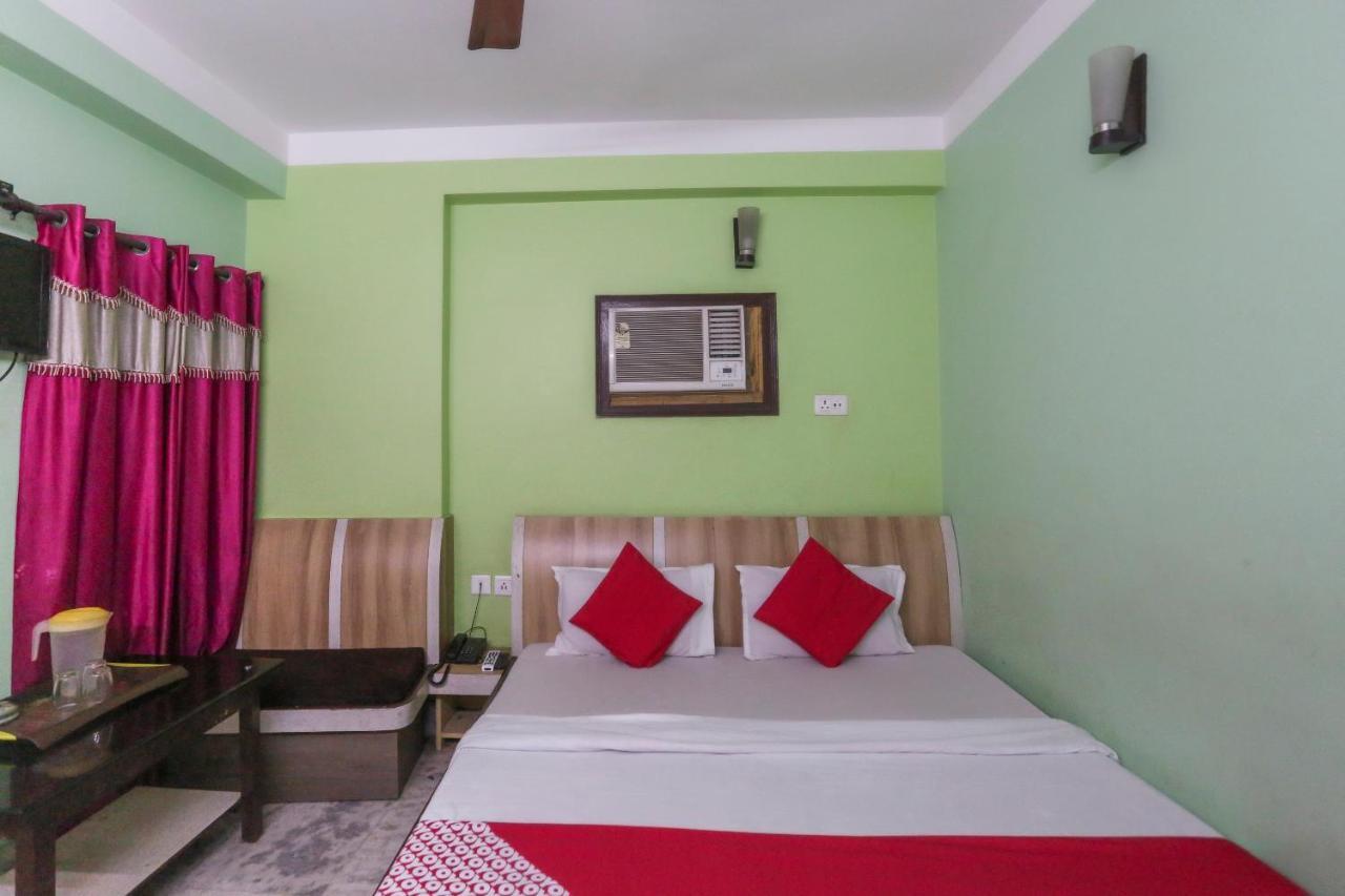 Oyo 60609 Hotel Tanushree Rampurhat Exteriér fotografie
