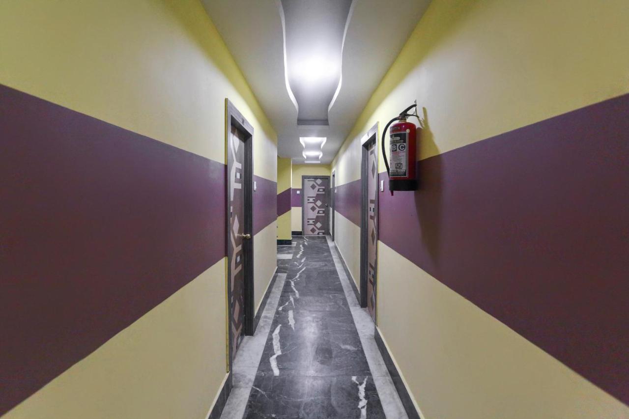 Oyo 60609 Hotel Tanushree Rampurhat Exteriér fotografie