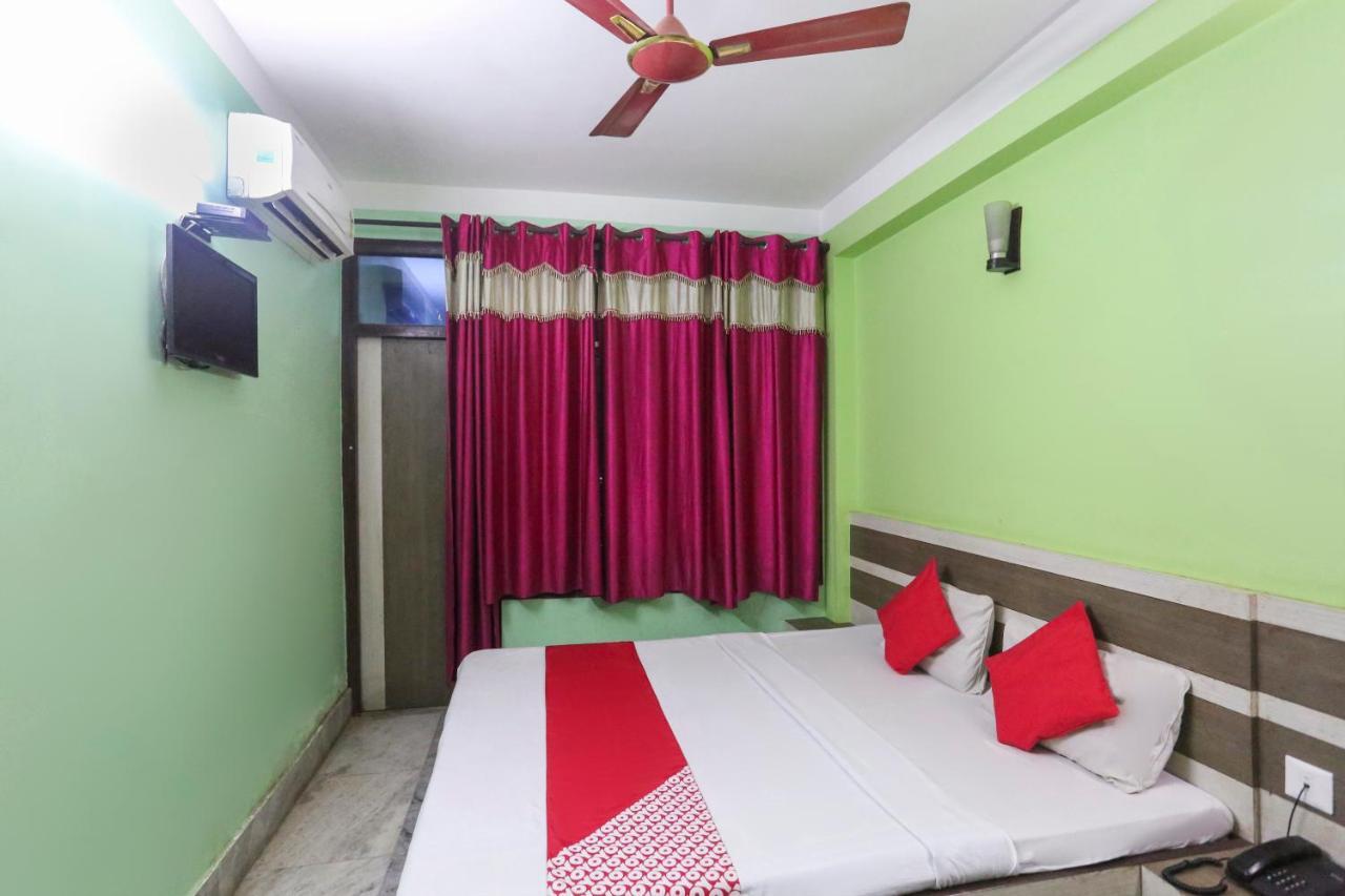 Oyo 60609 Hotel Tanushree Rampurhat Exteriér fotografie