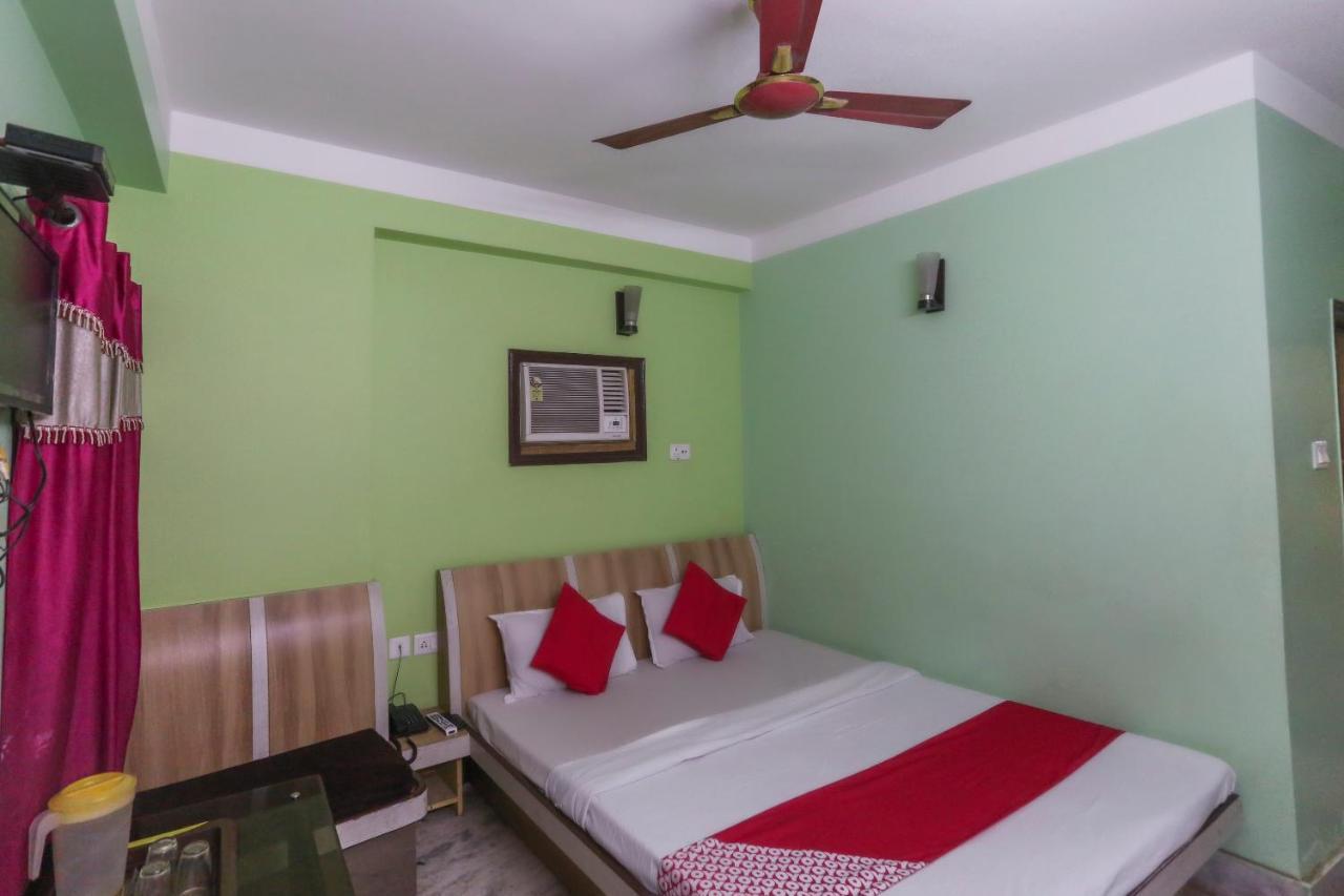 Oyo 60609 Hotel Tanushree Rampurhat Exteriér fotografie